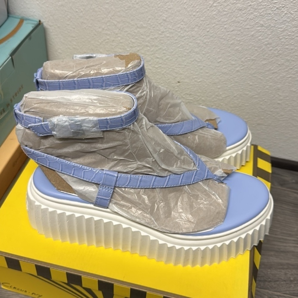 CIRCUS NY Women's Elana Platform Sandals - Picture 4 of 6